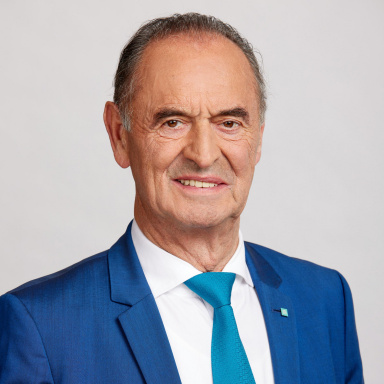 Portraitfoto von Gabriel Obernosterer